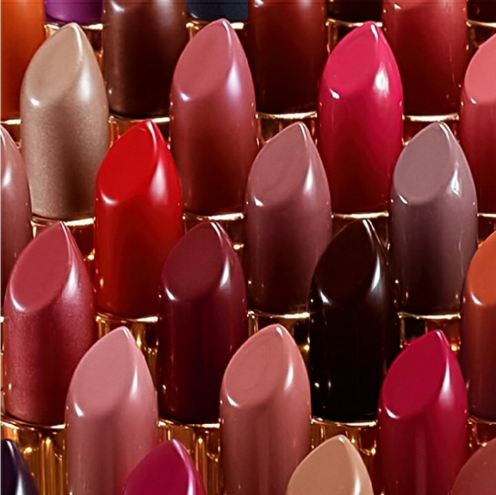 REVLON Super Lustrous Lipstick NEW!